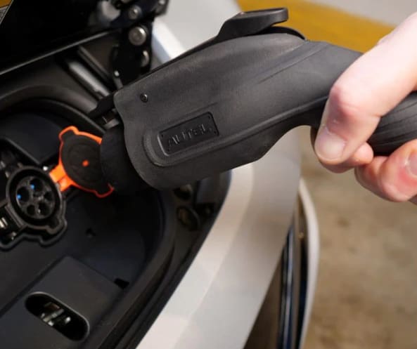 EV Plug charging car
